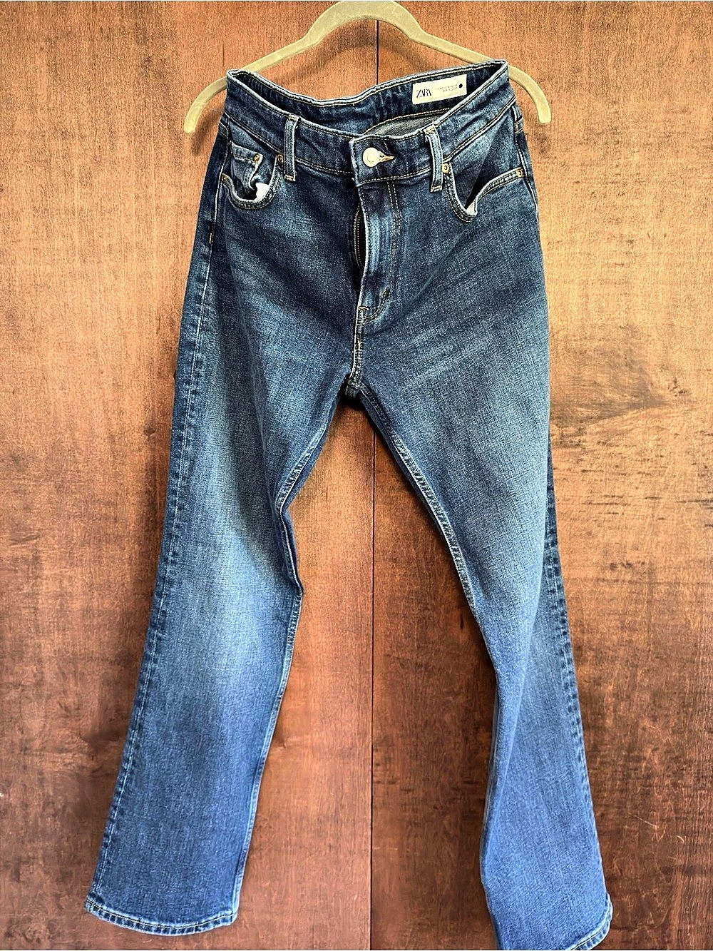 Zara Flare Jeans in Blue Size US 10 / EU 34 / MEX 24